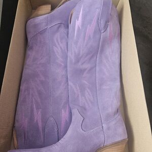 Purple thunder row boots
